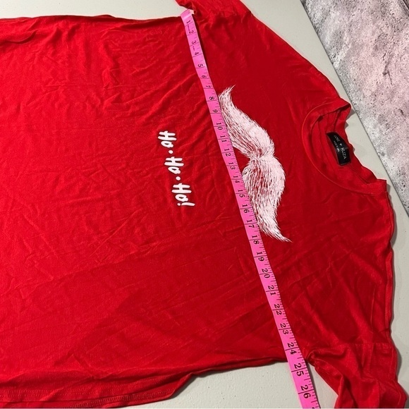 𝅺🆕 Love Kuza, Gray 'Ho Ho Ho' Mustache Long-Sleeve
Tee - Women - Picture 4 of 5